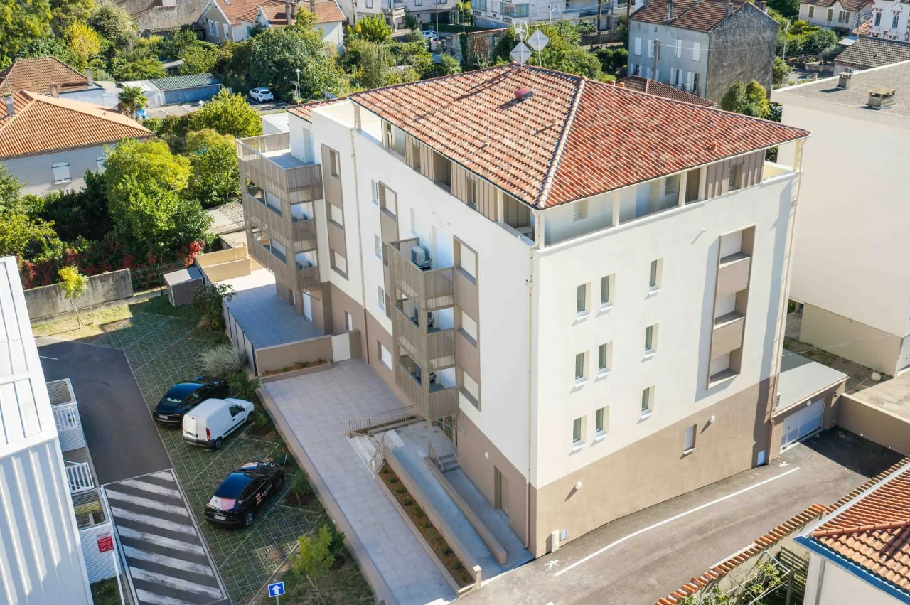 Terrasse et garde-corps de Villa Labesque